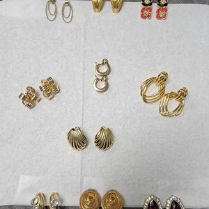 Lot Of Vintage Clip-On Earrings- 10 Pairs